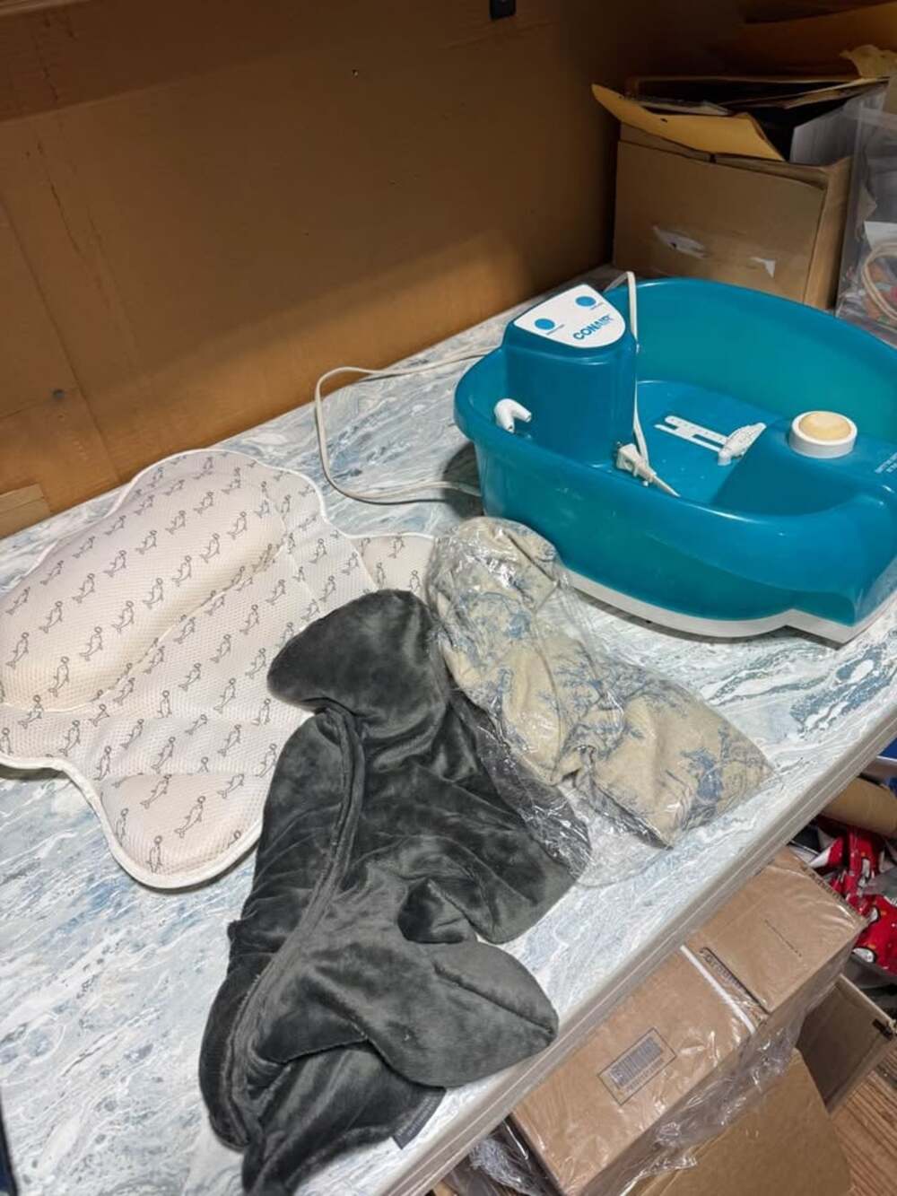 4 piece women’s self care lot *all included